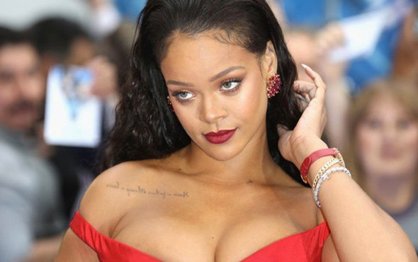 Polisler, Rihanna'nın milyon dolarlık evine helikopterle indi