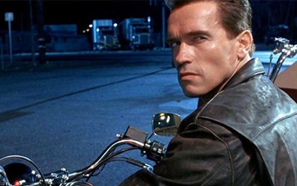 Arnold Schwarzenegger son haliyle görenleri hayrete düşürdü