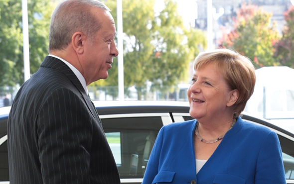 Merkel'in Erdoğan'a hayran bakışı dikkatlerden kaçmadı!