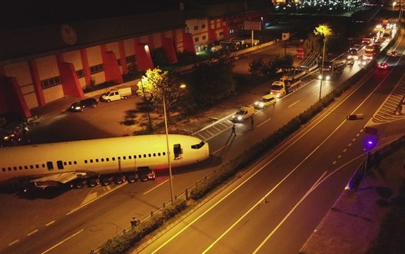 Yer Trabzon gece yarısı herkesi meraklandıran görüntü!