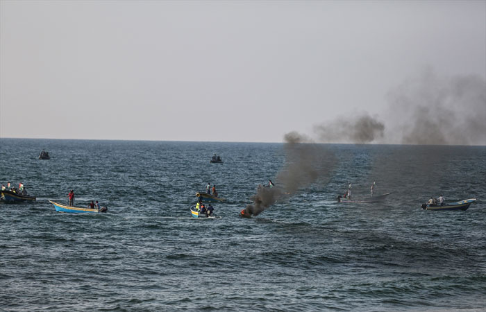 İsrail 50 tekne ile protestoya silahla karşılık verdi!