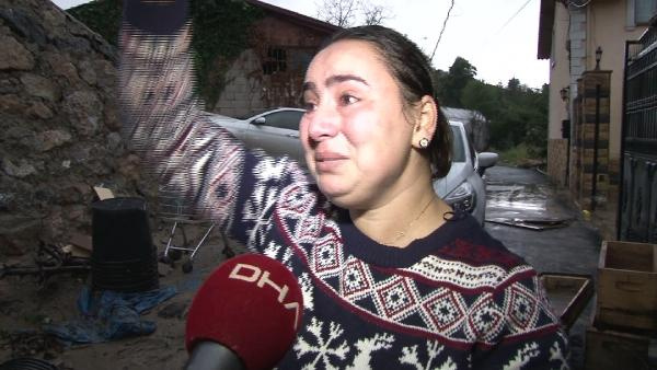 Beykoz'da su baskını! Eşini ve çocuğunu tavanı delerek kurtardı