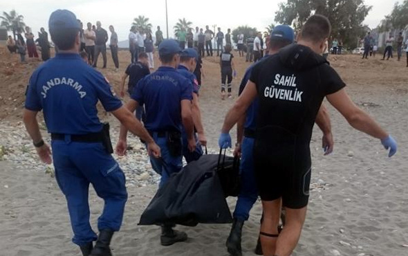 Antalya'da denize giren iki kardeş boğuldu