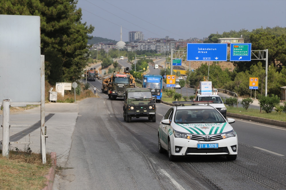 İdlib müdahalesi sonrası Türkiye alarma geçti sınıra gidiyorlar