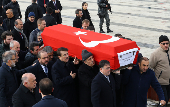 AK Parti Erzurum Milletvekili Aksak son yolculuğuna böyle uğurlandı