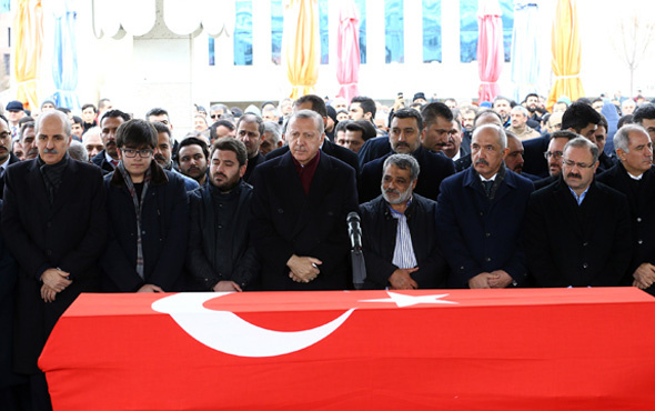 AK Parti Erzurum Milletvekili Aksak son yolculuğuna böyle uğurlandı