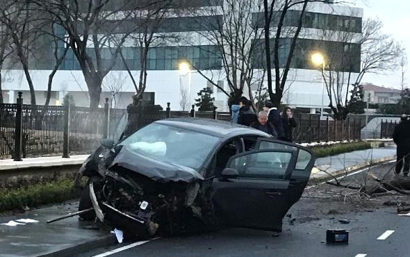 İstanbul'da caddeyi savaş alanına çeviren kaza