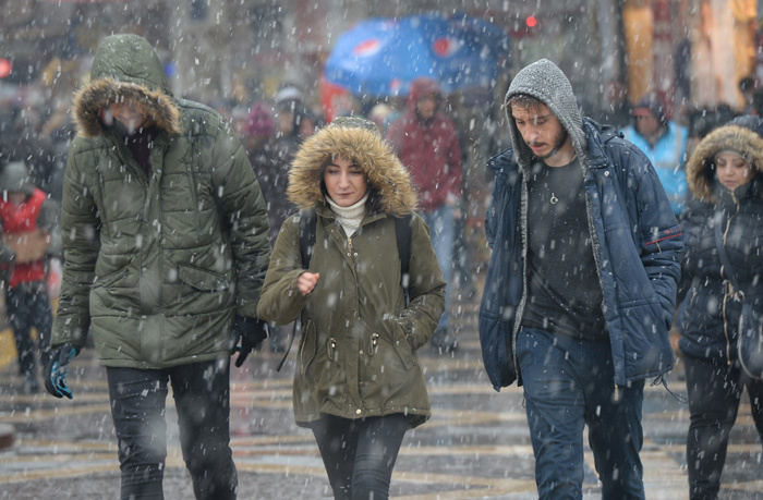 Yarın kar yağışı geliyor asıl çarşamba günü etkili olacak meteoroloji açıkladı