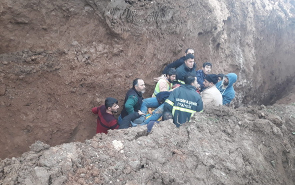Kanalizasyon kazısında toprak altında kalan işçi öldü!