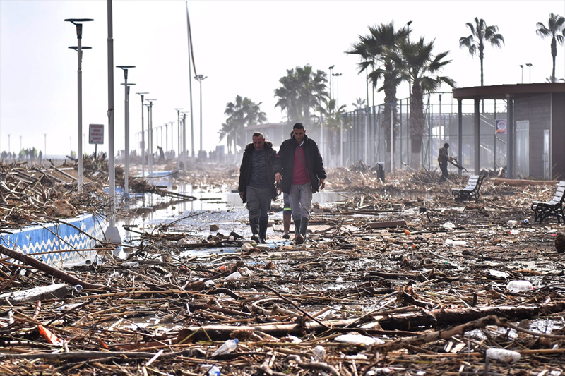 Mersin'de hasar çok büyük! Başkan 'bu bir afet' dedi