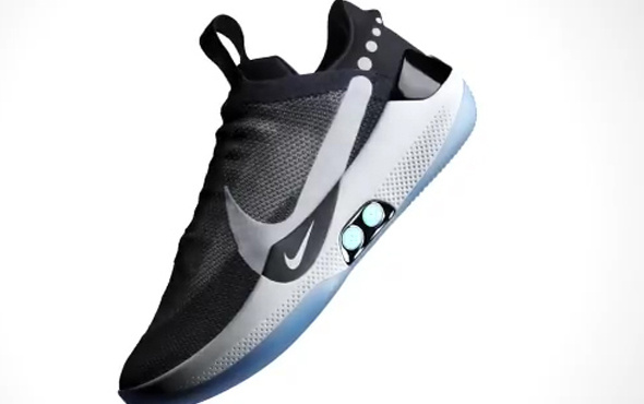 Nike'den akıllı telefonla uzaktan kontrol edilebilen yeni ayakkabı 