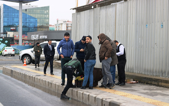 Muavinin dikkatsizliği bomba paniğine neden oldu!