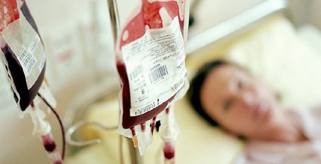 Gençlerin kanını alıp yaşlılara satıyor! Kanın fiyatı ise şoke etti