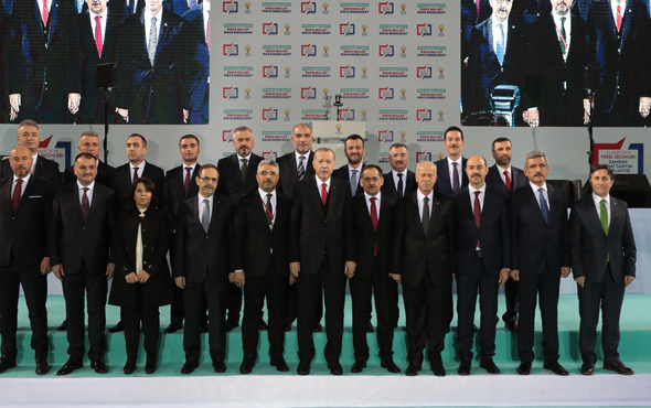 AK Parti Samsun ilçe belediye başkan adaylarını Erdoğan açıkladı