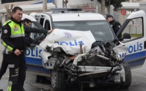 Denizli’de çöp kamyonu ile polis aracı çarpıştı! Temizlik görevlileri kaza sonrası...