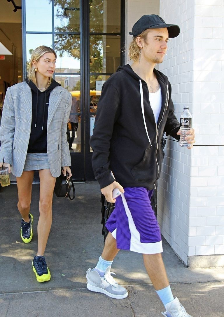 Justin Bieber ve Hailey Baldwin düğünü yine erteledi