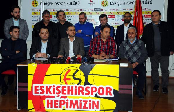 Eskişehirspor'da deprem: 9 futbolcu kulübü terk etti!