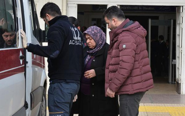 Adana Garı'nda sarı çizgiyi geçen yaşlı kadına tren çarptı