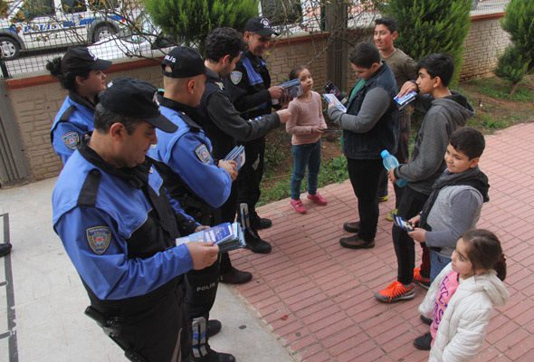 Adana’da mavi balina avı polis kapı kapı geziyor