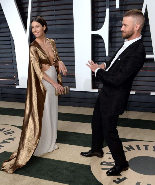 Justin Timberlake eşi Jessica Biel’i sosyal medyada ifşa etti