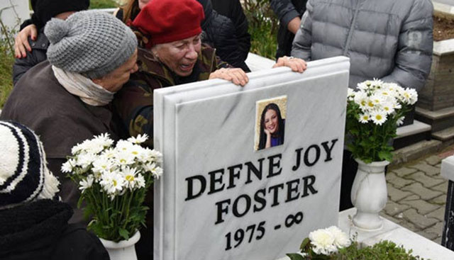 Hatice Foster'den kızı Defne Joy Foster için canlı yayında yürek yakan sözler