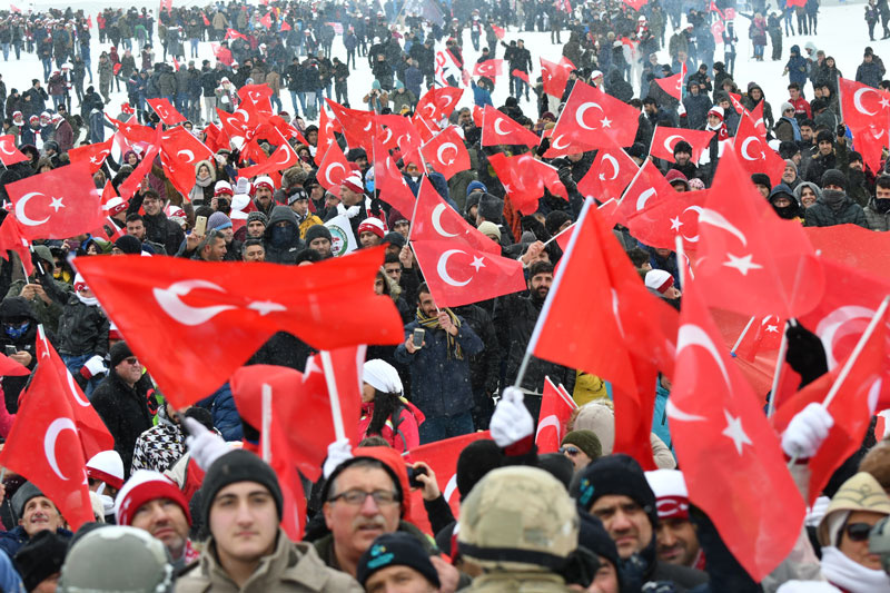 Sarıkamış Harekatı'nın 104. yılında Türkiye şehitlerine yürüyor