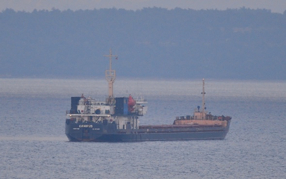 Gemi kaptanı kamarasında ölü bulundu