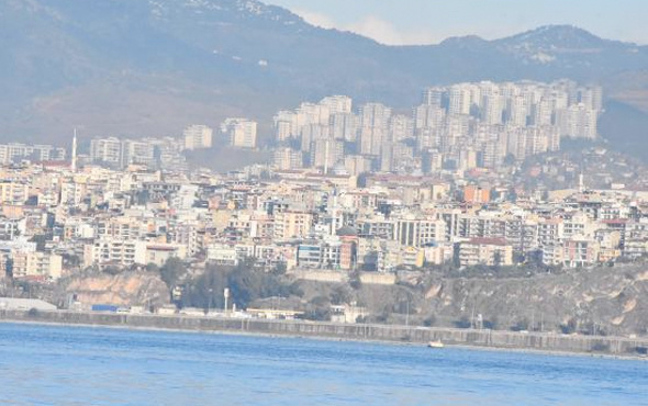 Son 10 ayda 8 binin üzerinde İranlı İzmir'den ev satın aldı