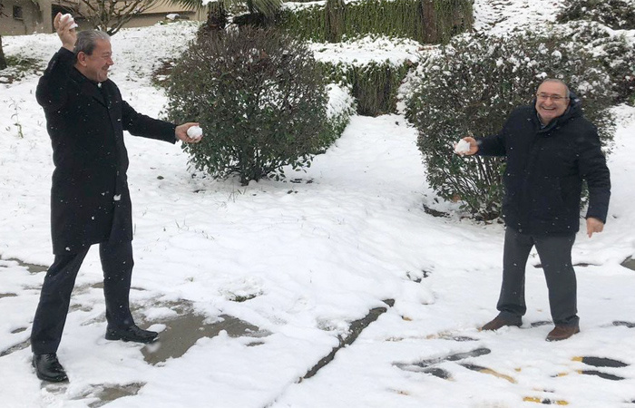 Karı görünce dayanamadılar! Orhan Şen ve Mikdat Kadıoğlu'nun pozu