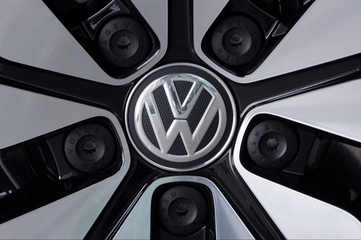 Alman devi Volkswagen 401 bin kişi ile mahkemelik oldu