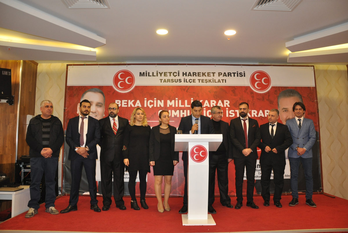 İYİ Partiye büyük şok tam 297 kişi MHP’ye geçti