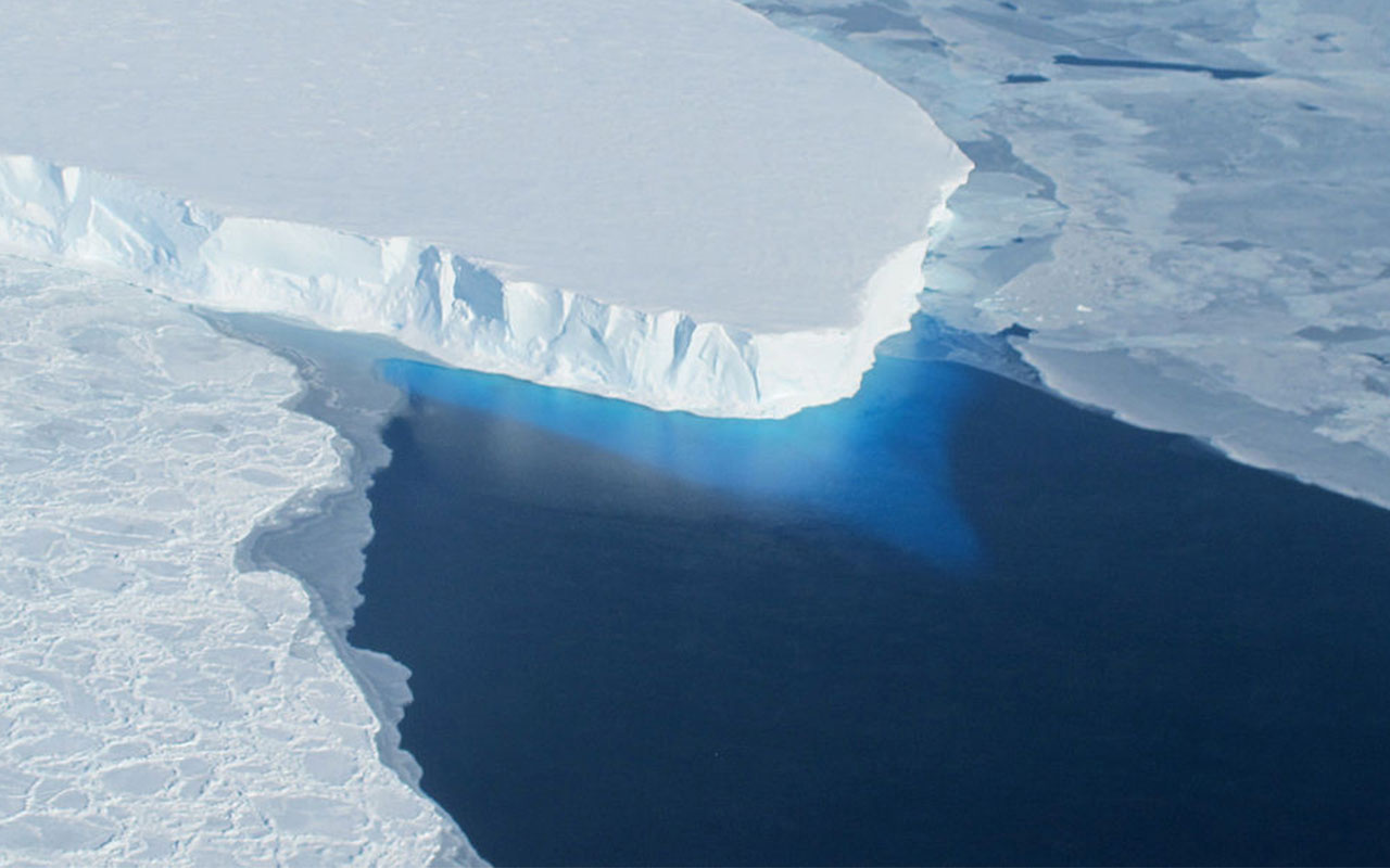 Antartika'da keşfedildi! 14 milyar ton buz sığabilir