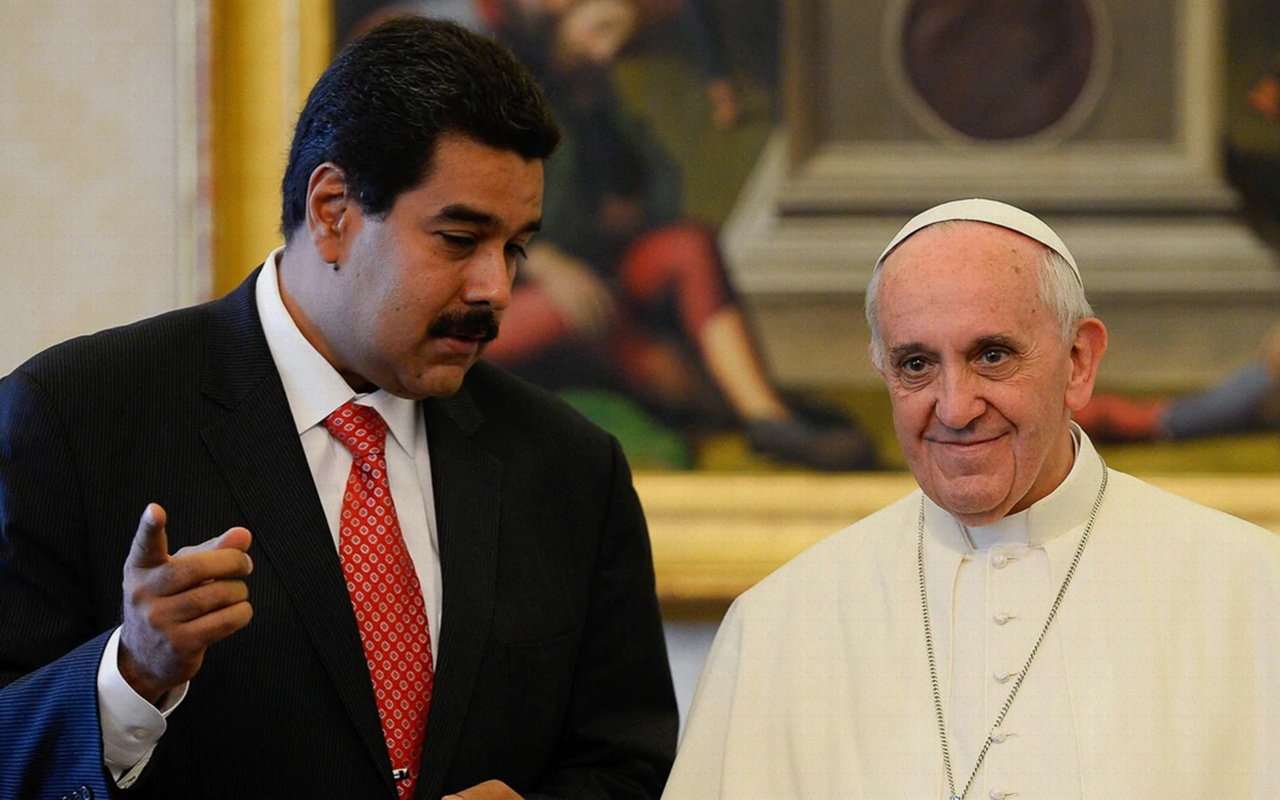 Papa, Maduro’nun arabuluculuk teklifini kabul etti