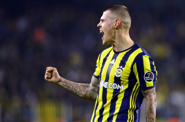 Fenerbahçeli yıldızdan 2 yıllık sözleşmeye 'hayır'