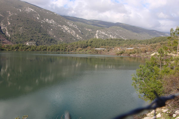 Antalya'da korkutan görüntü! Baraj taştı her yer göle döndü