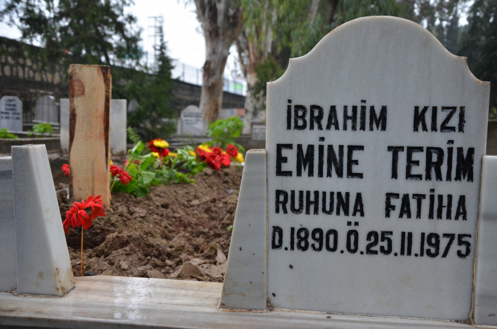 Fatih Terim, babasının mezarını ziyaret etti