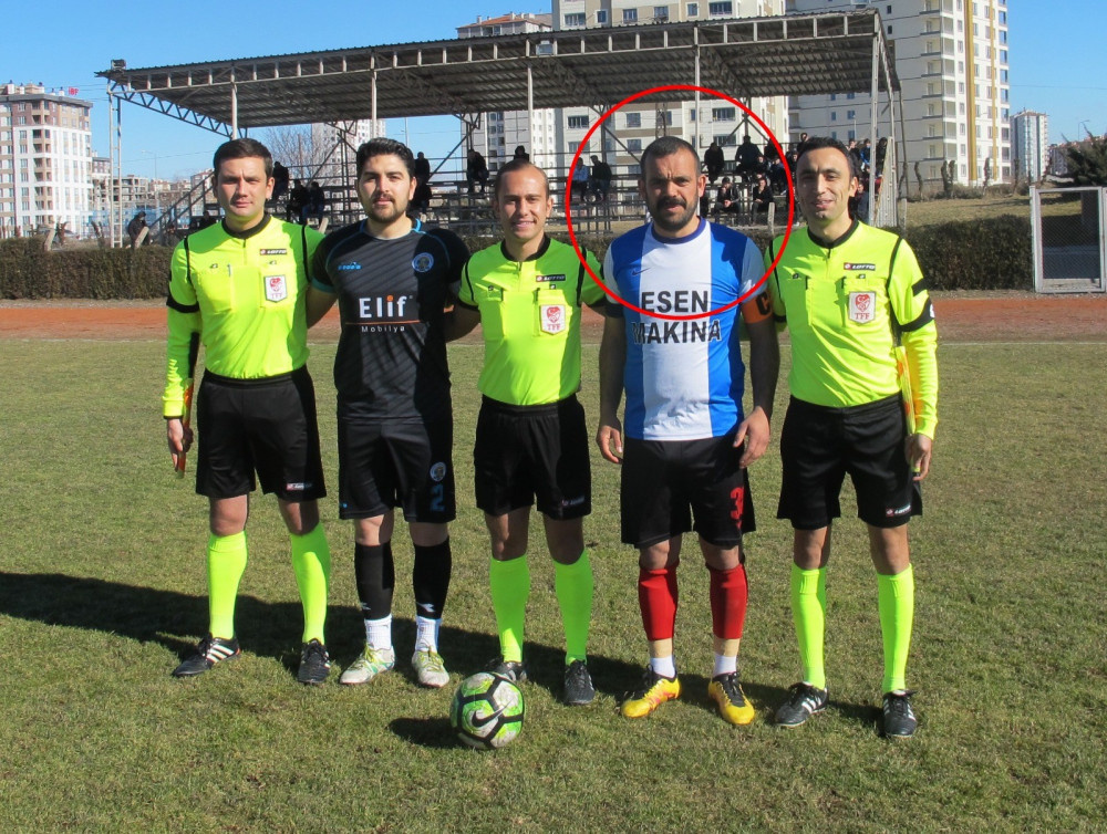 TIR'la kafa kafaya çarpıştı! Kayserili futbolcu kaza kurbanı oldu