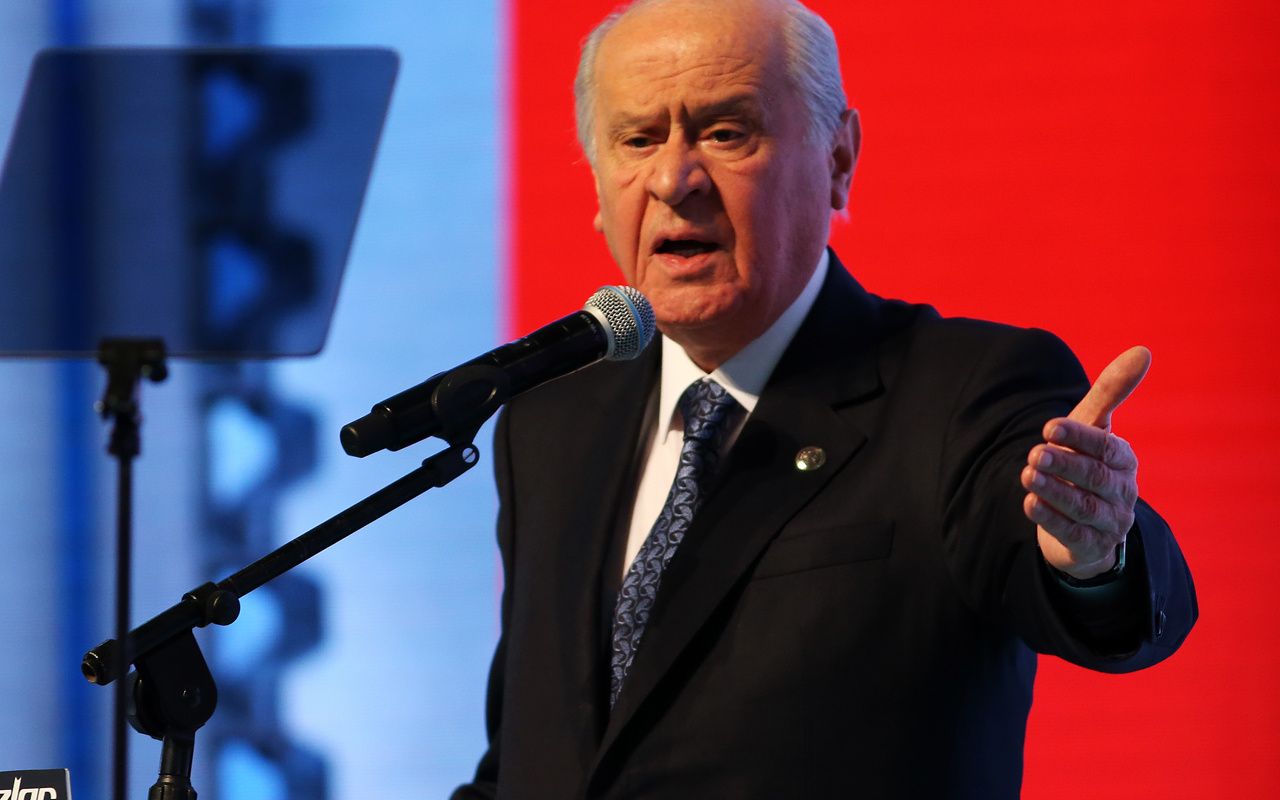 Bahçeli: ' Adana Bilim ve Teknoloji ismi Alparslan Türkeş Üniversitesi olarak değişti'