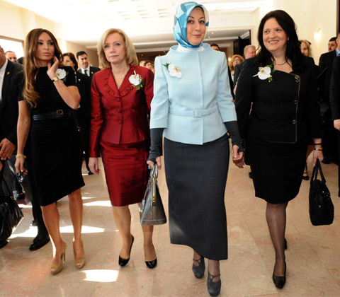 Hangi first lady daha şık?