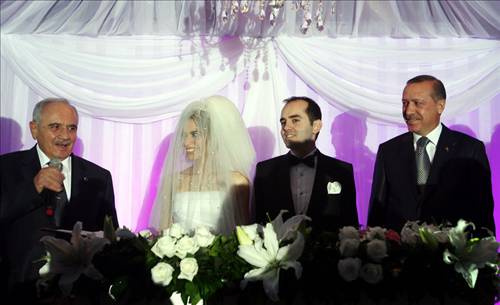 Erdoğan nikah şahitliği yaptı