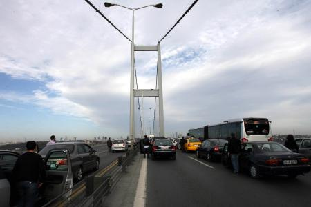 Türkiye'de hayat 09:05'de durdu!