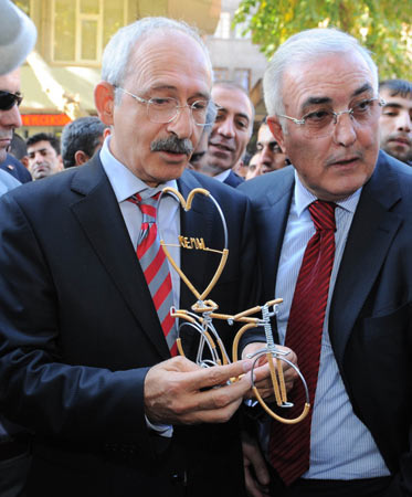 Kılıçdaroğlu Diyarbakır'da