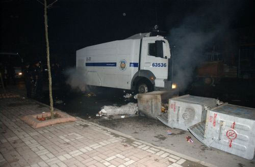 PKK'lılar cemevine saldırdı