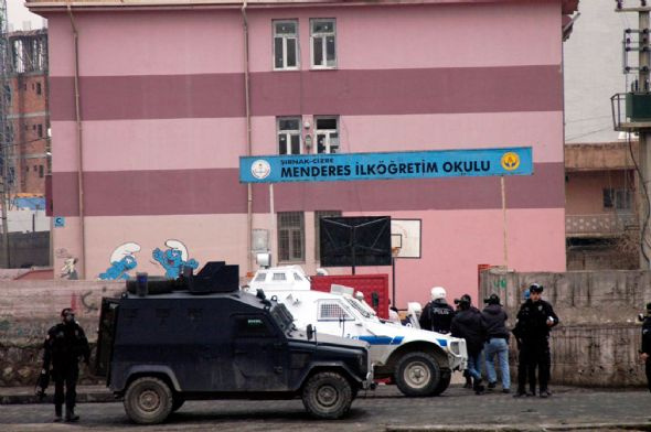 Cizre'li kadından PKK'ya isyan!