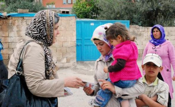 İşte CHP'nin eşarplı adayı!