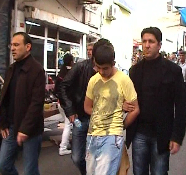 Taksim'de ara sokaklar karıştı!