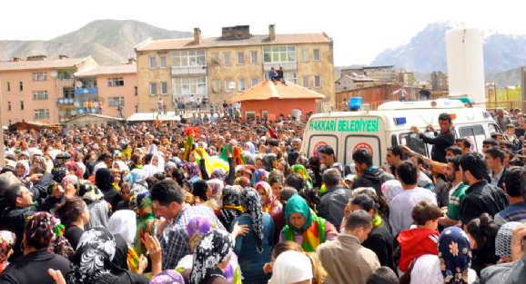 Hakkari yine karıştı