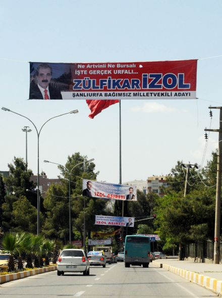 İzol aşiretinde pankart savaşı