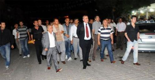 AK Partililer ve BDP'liler birbirine girdi