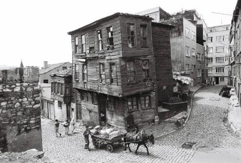 Bir zamanlar İstanbul